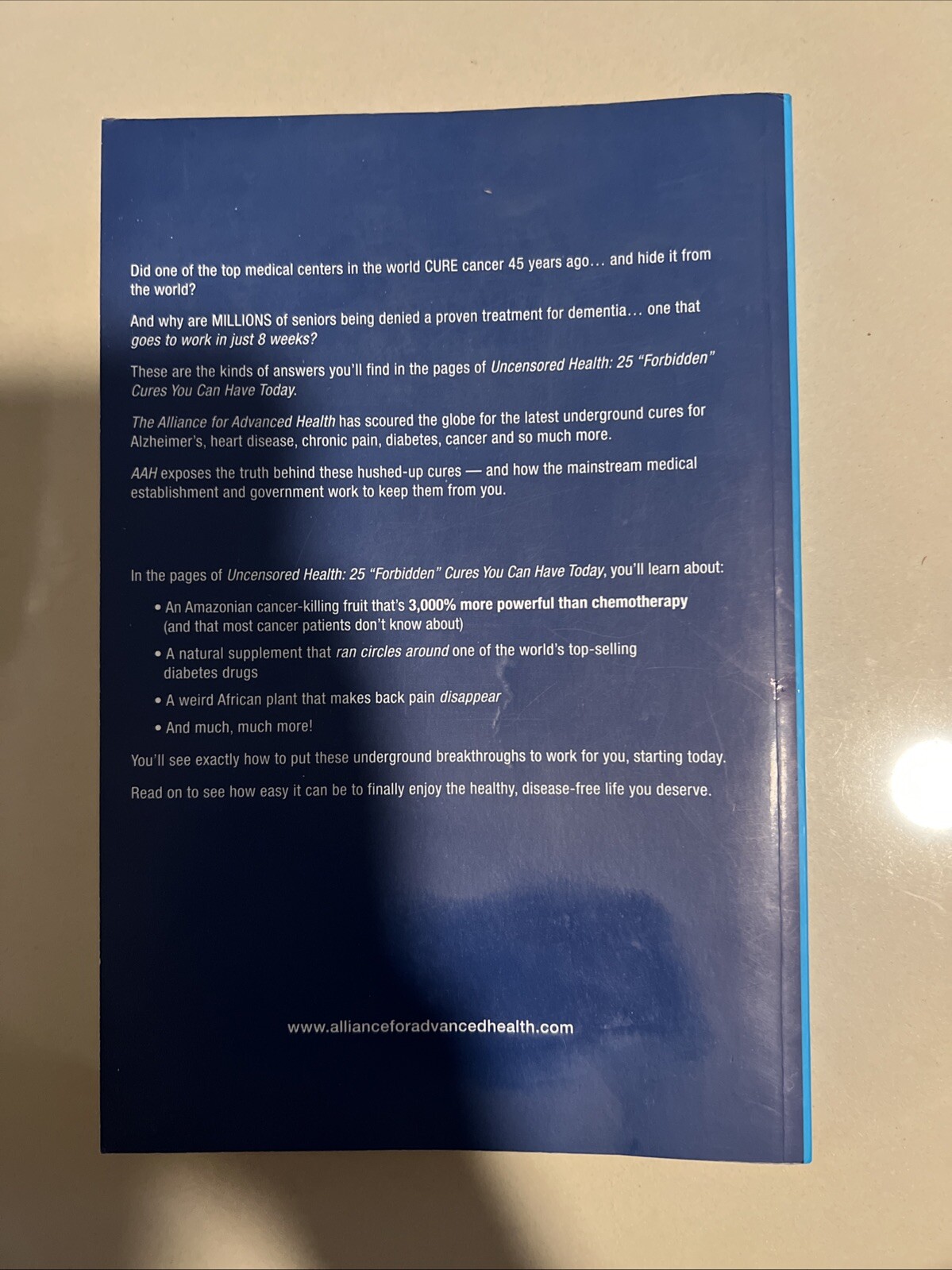 UNCENSORED HEALTH 25 “Forbidden” Cures You Can Have Today – Volume 2 PAPERBACK
